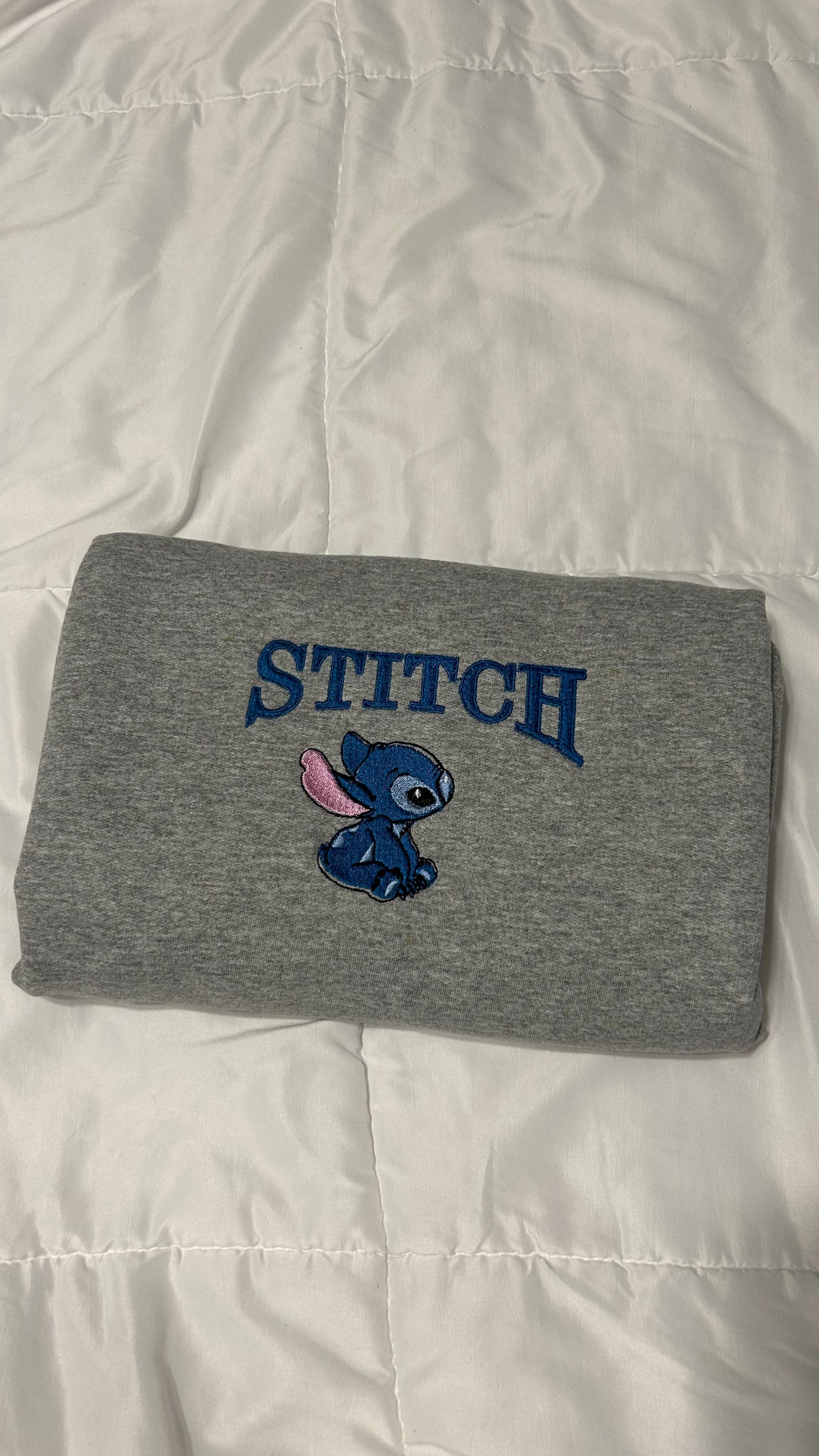 Lilo & Stitch Embroidered Sweatshirt