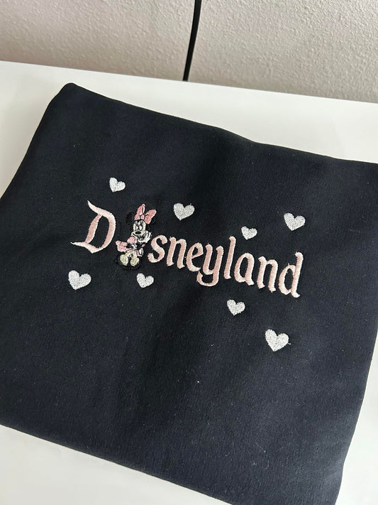 Minnie Disney Heart Embroidered Sweatshirt