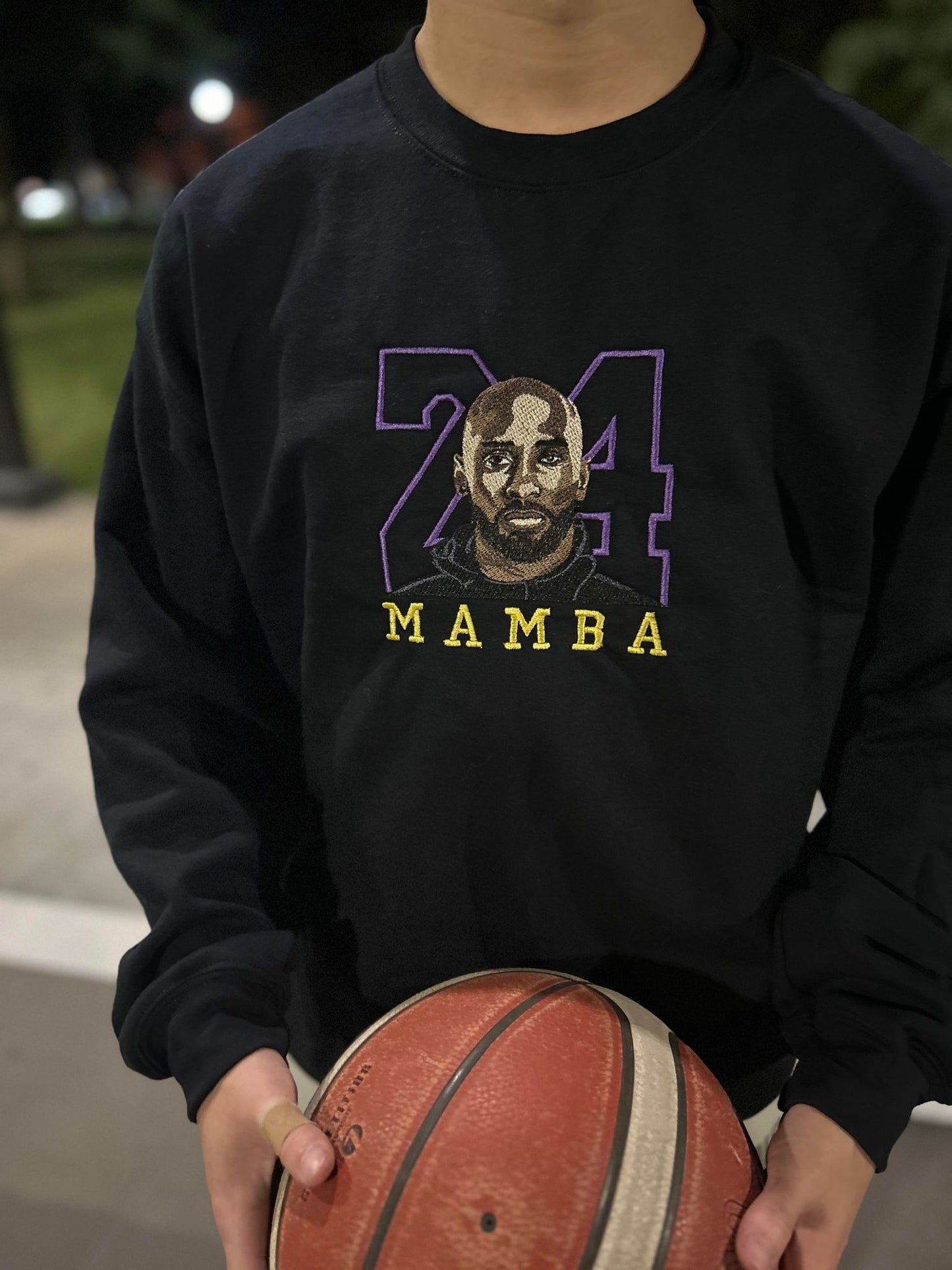 24 Kobe Bryant Lakers Embroidered Sweatshirt, Los Angeles Basketball