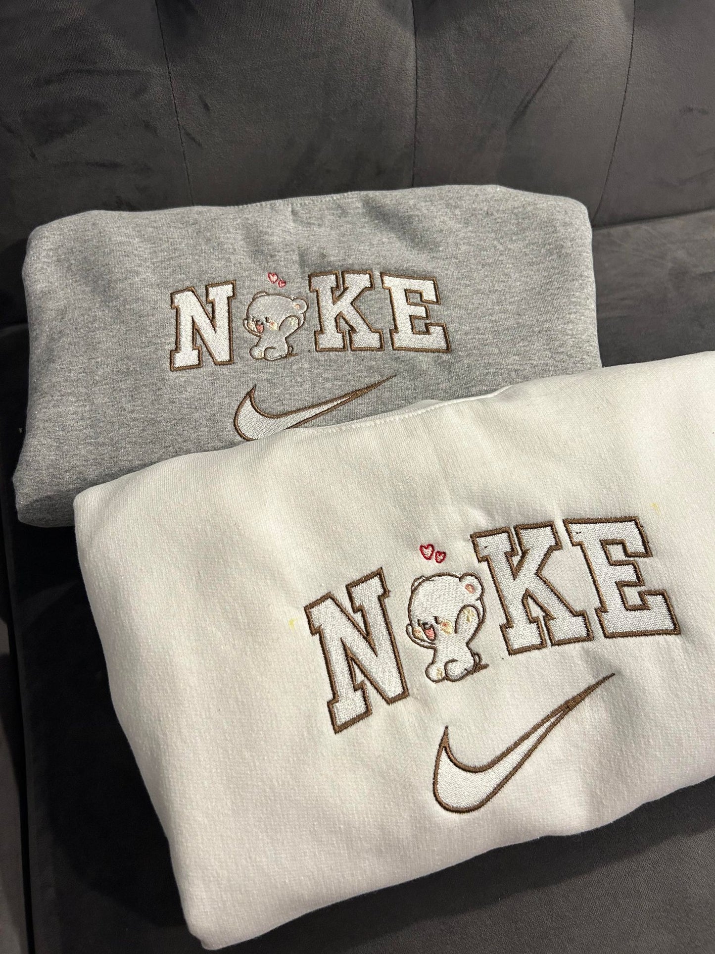 Milk White Bear Embroidered Sweatshirt