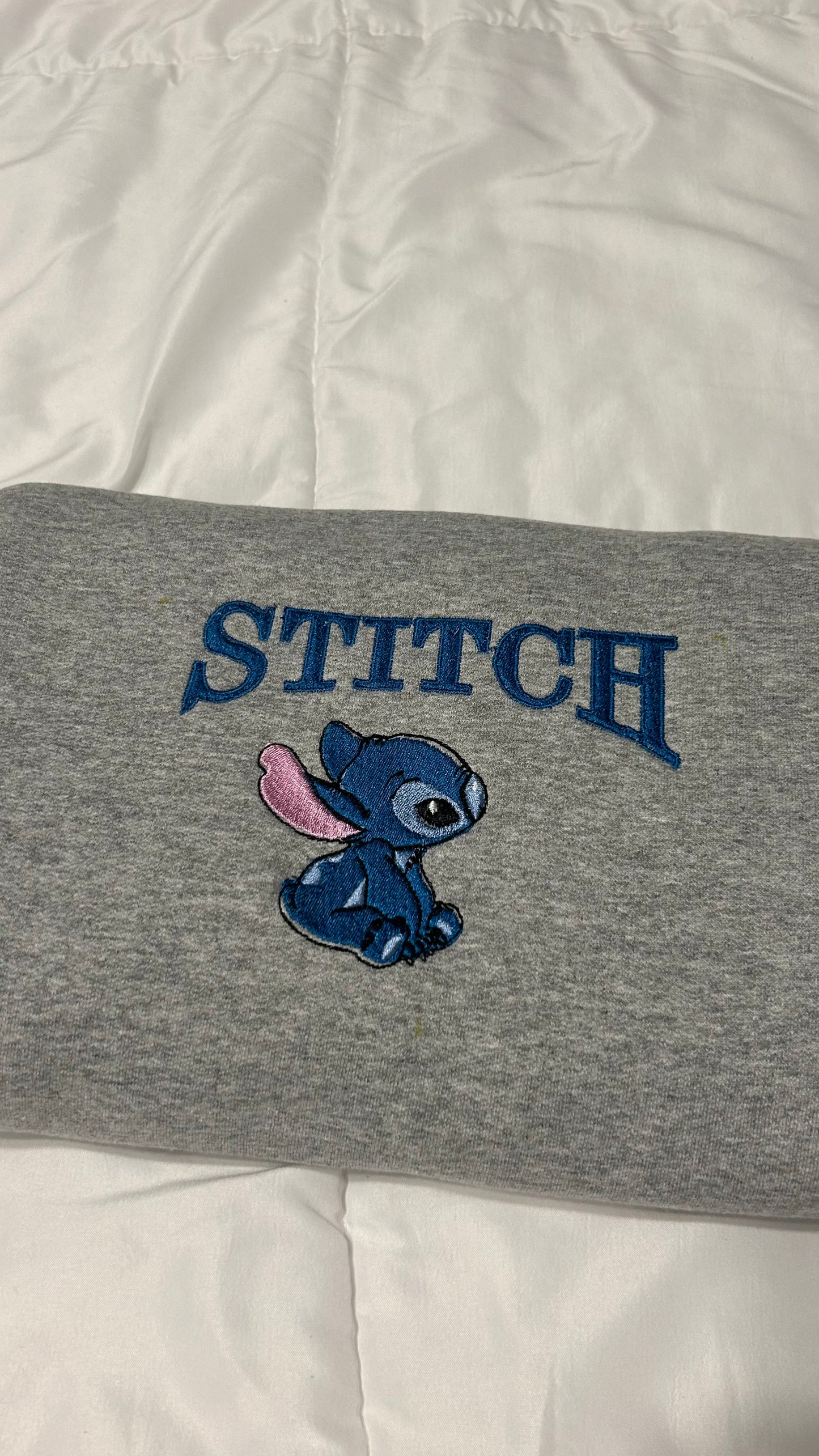 Lilo & Stitch Embroidered Sweatshirt